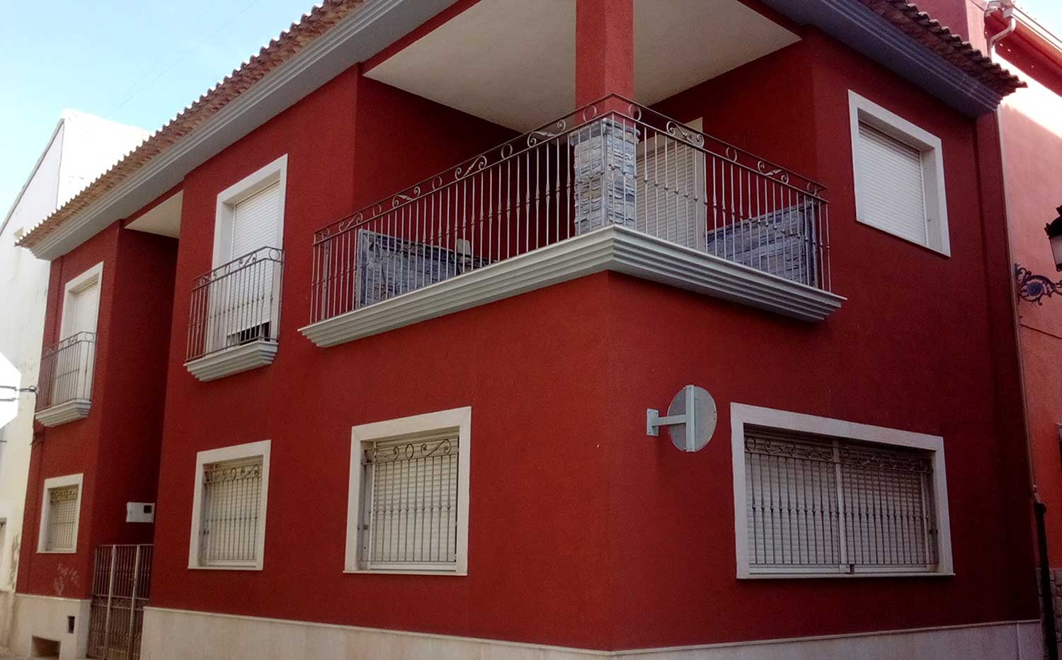 Casa a dos calles